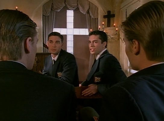 Charmed-Online-nl_VoodooDoll1649.jpg