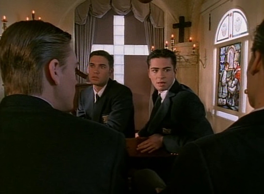 Charmed-Online-nl_VoodooDoll1665.jpg