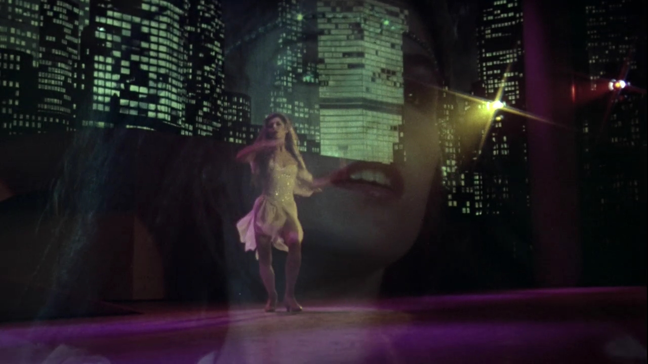 Charmed-Online_dot_nl-StayingAlive0811.jpg