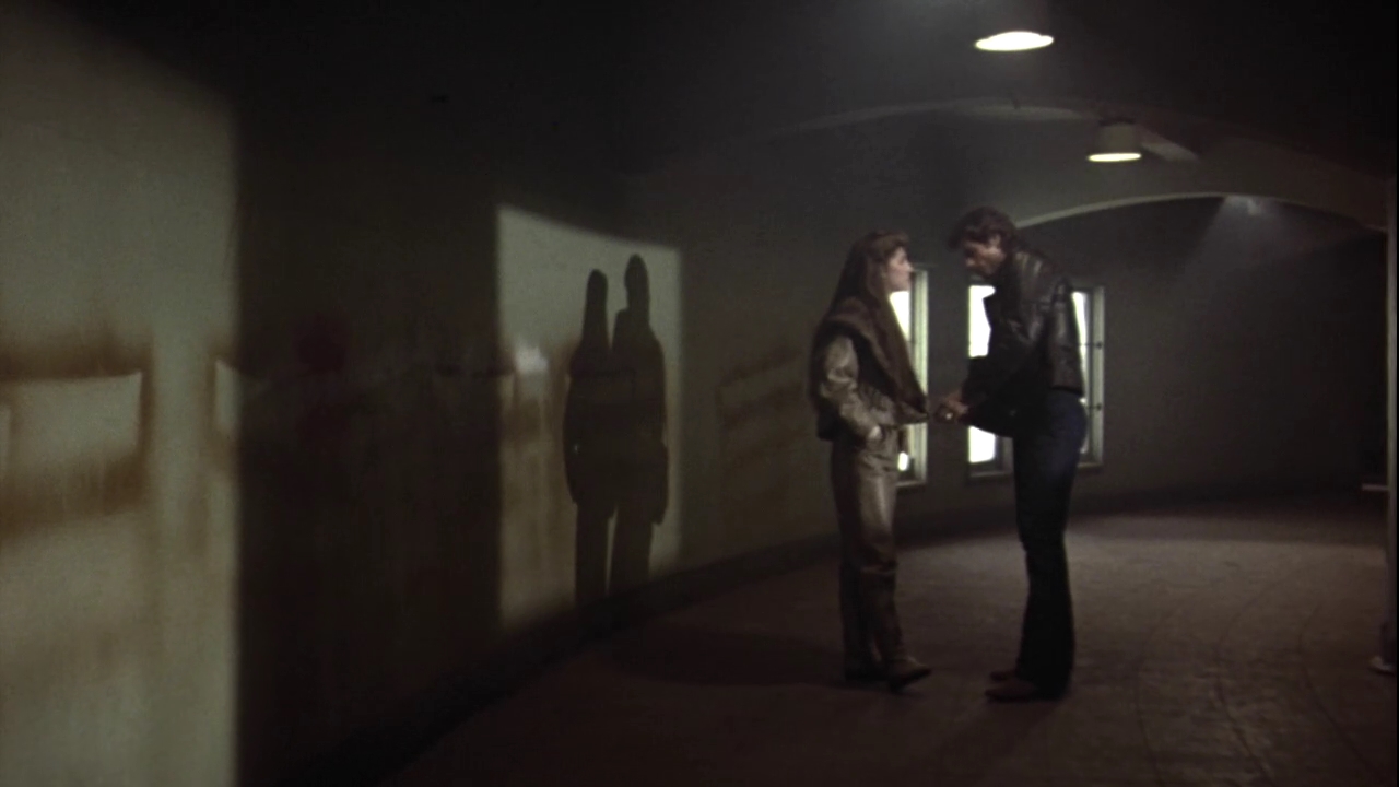 Charmed-Online_dot_nl-StayingAlive1518.jpg