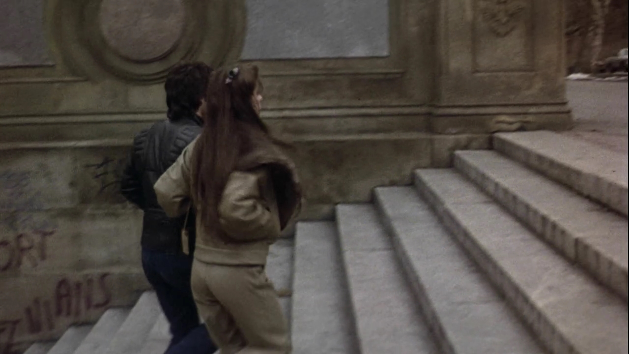Charmed-Online_dot_nl-StayingAlive1644.jpg