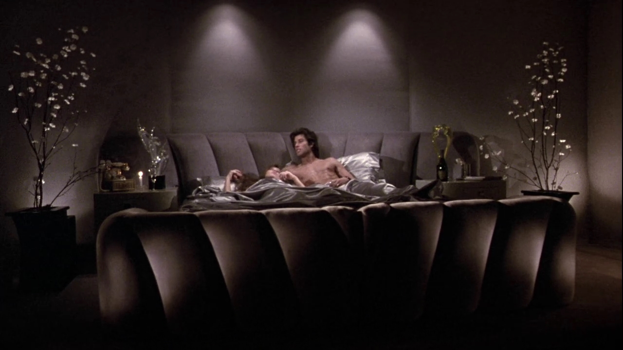 Charmed-Online_dot_nl-StayingAlive1678.jpg