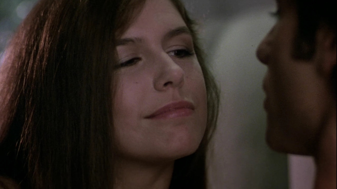 Charmed-Online_dot_nl-StayingAlive1697.jpg