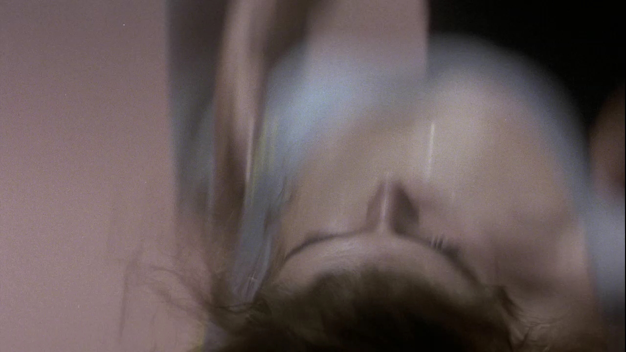 Charmed-Online_dot_nl-StayingAlive4101.jpg