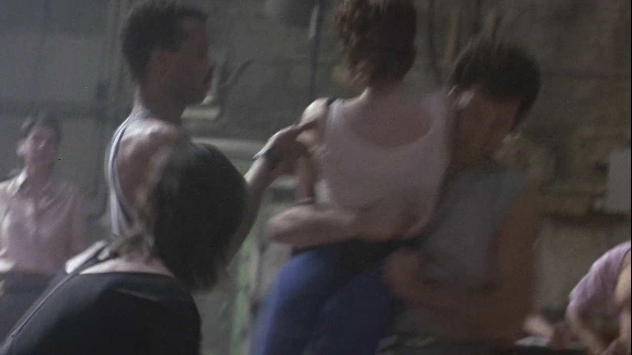 Charmed-Online_dot_nl-StayingAlive4190.jpg