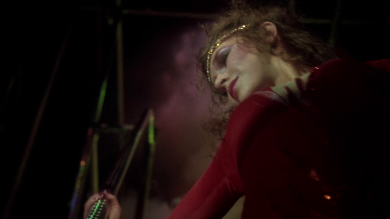 Charmed-Online_dot_nl-StayingAlive4551.jpg