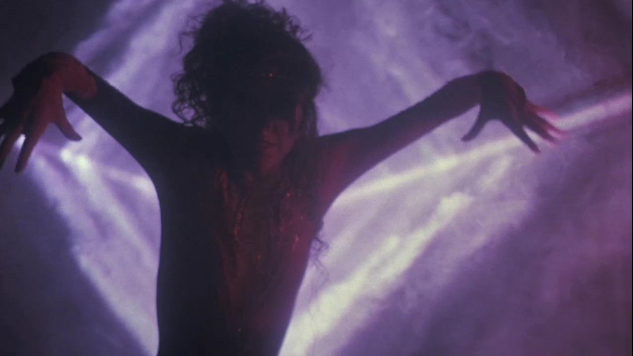 Charmed-Online_dot_nl-StayingAlive4768.jpg