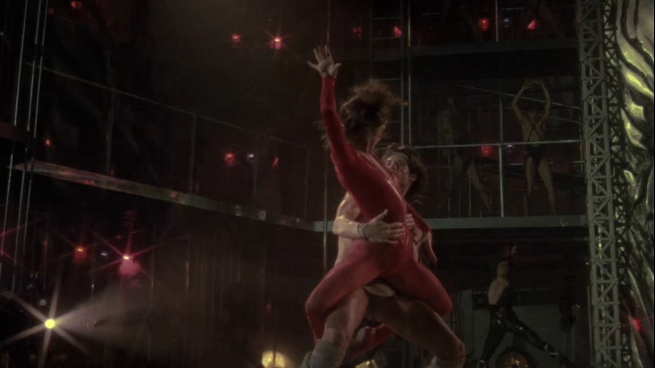 Charmed-Online_dot_nl-StayingAlive4871.jpg