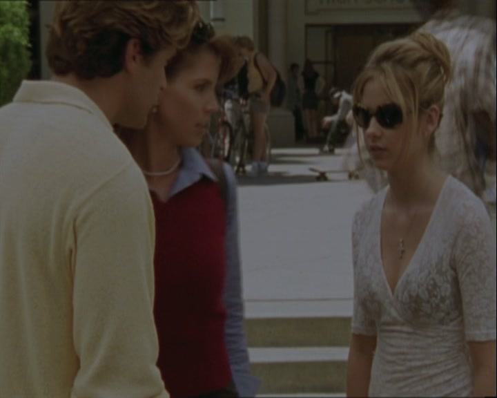 SMG-Source-dot-org-BTVS-2x05ReptileBoy0467.jpg