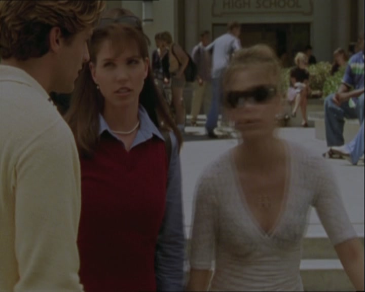 SMG-Source-dot-org-BTVS-2x05ReptileBoy0470.jpg