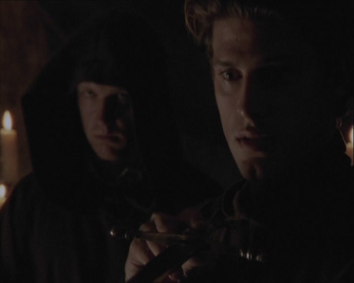 SMG-Source-dot-org-BTVS-2x05ReptileBoy0820.jpg