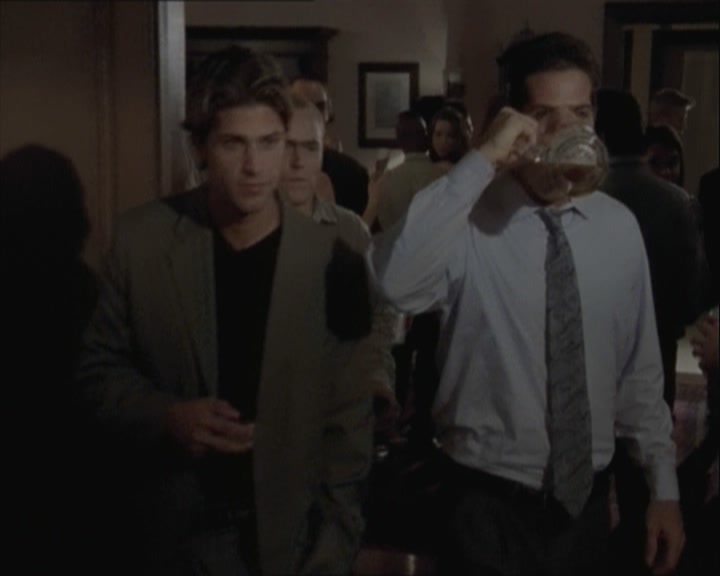 SMG-Source-dot-org-BTVS-2x05ReptileBoy1399.jpg