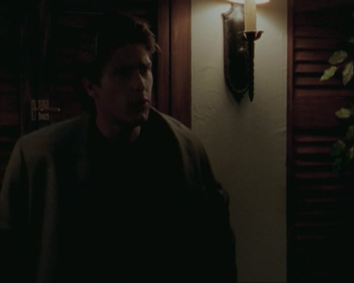 SMG-Source-dot-org-BTVS-2x05ReptileBoy1604.jpg