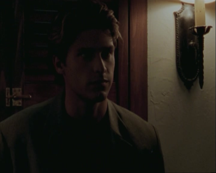 SMG-Source-dot-org-BTVS-2x05ReptileBoy1614.jpg