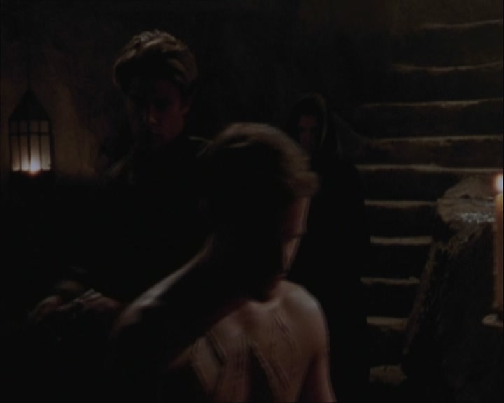 SMG-Source-dot-org-BTVS-2x05ReptileBoy1727.jpg