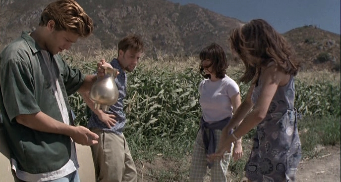 Charmed-Online-dot-net_ChildrenOfTheCornV-0776.jpg