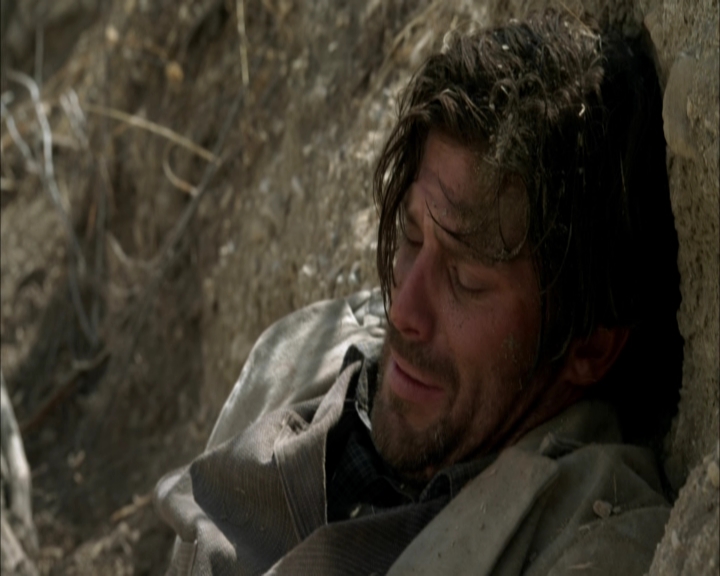 Charmed-Online-dot-net_LovesChristmasJourney4217.jpg Charmed-Online-dot-net_LovesChristmasJourney4217.jpg