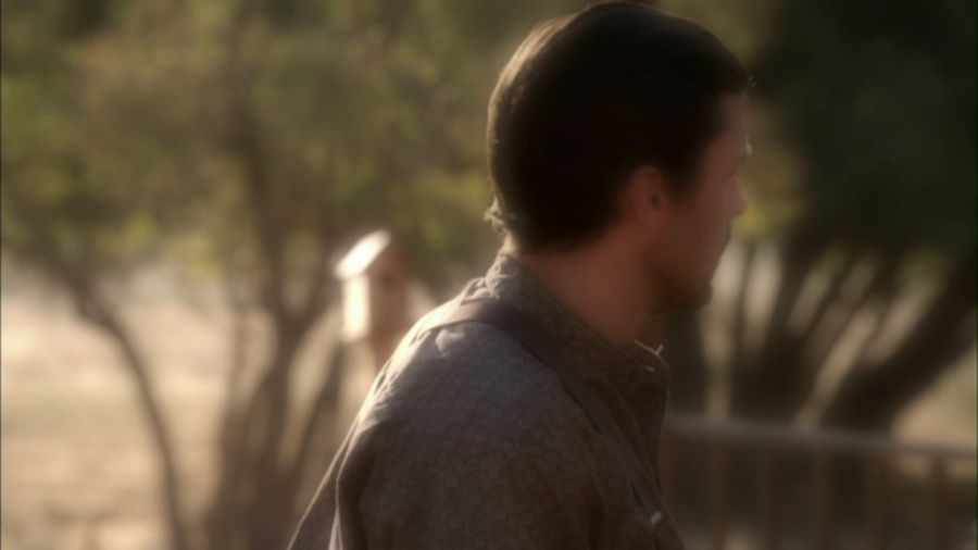 Charmed-Online-dot-net_LovesChristmasJourney-part2-0910.jpg
