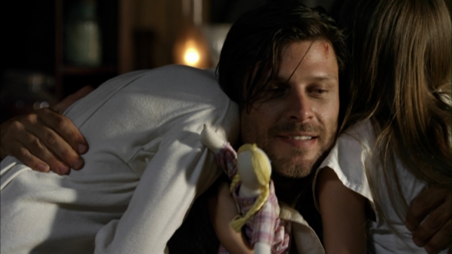 Charmed-Online-dot-net_LovesChristmasJourney-part2-4605.jpg