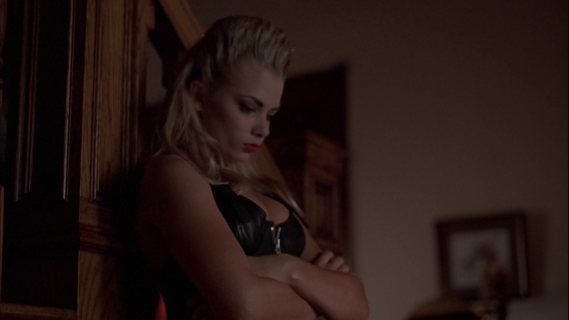 Charmed-Online_dot_net-PoisonIvyTheNewSeduction1521.jpg