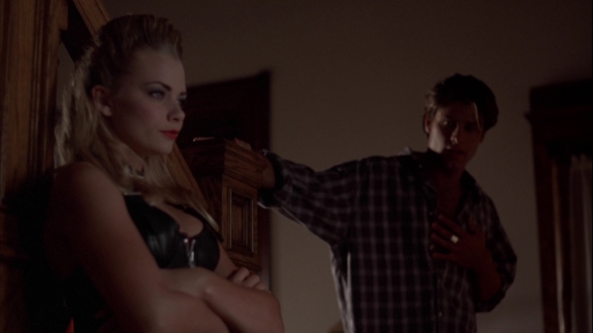 Charmed-Online_dot_net-PoisonIvyTheNewSeduction1528.jpg