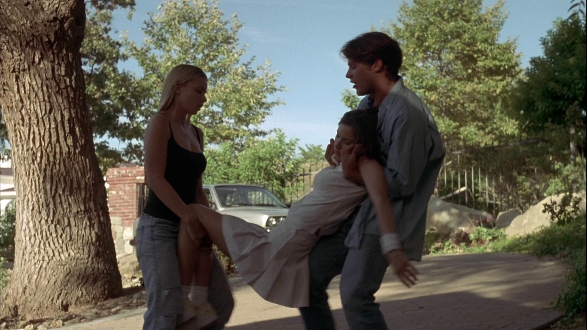 Charmed-Online_dot_net-PoisonIvyTheNewSeduction2261.jpg