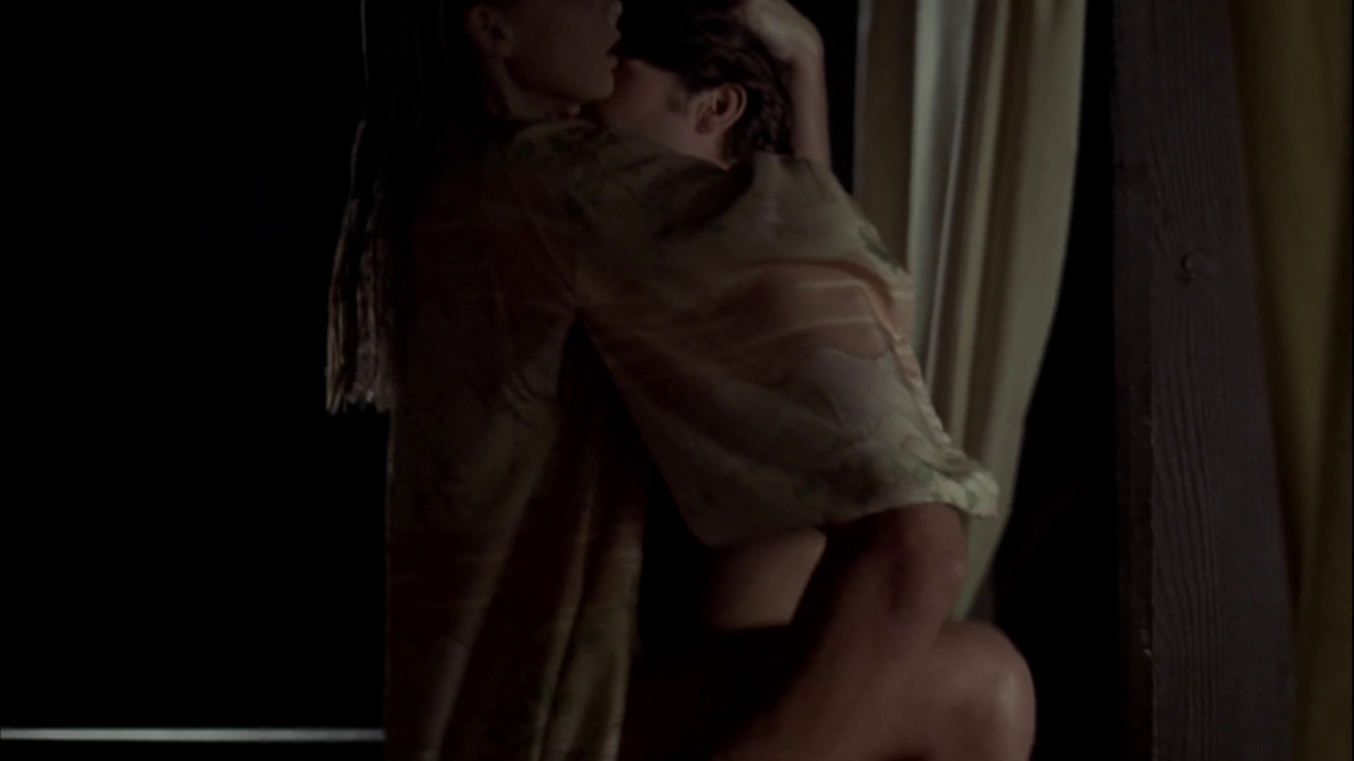 Charmed-Online_dot_net-PoisonIvyTheNewSeduction2727.jpg