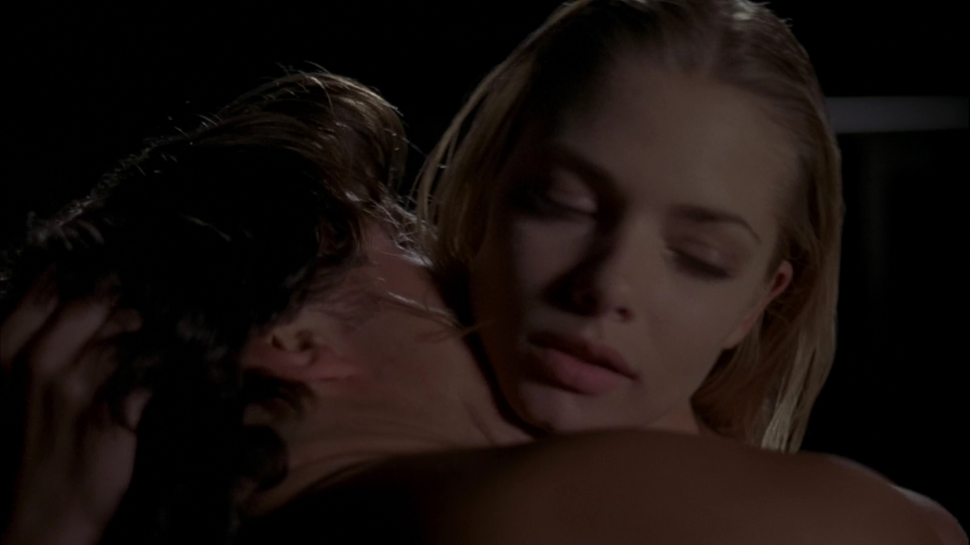 Charmed-Online_dot_net-PoisonIvyTheNewSeduction2770.jpg