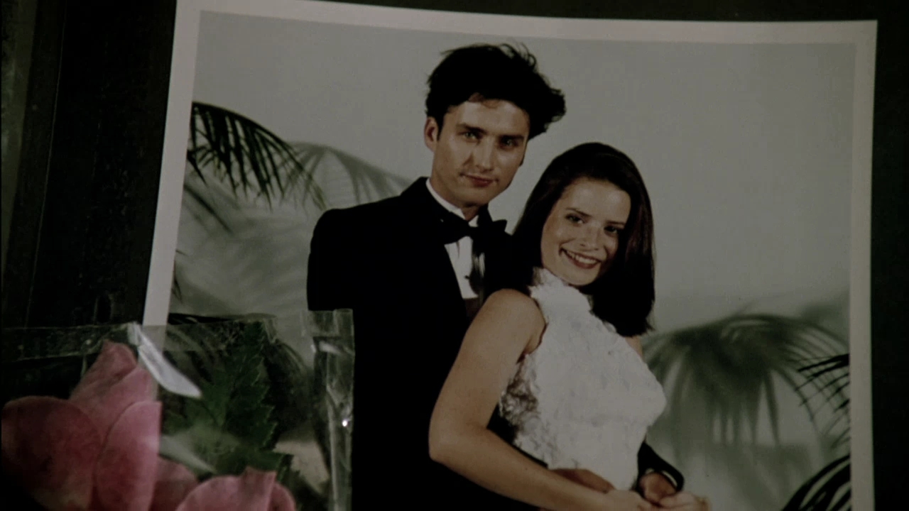 Charmed-Online-dot-nl_DrGigges1988.jpg Charmed-Online-dot-nl_DrGigges1988.jpg