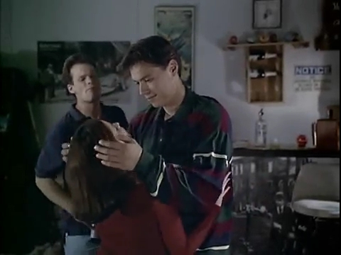 Charmed-Online-dot-net_AReasonToBelieve3793.jpg