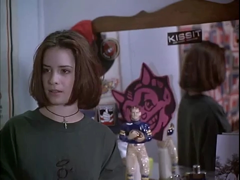 Charmed-Online-dot-net_AReasonToBelieve4149.jpg