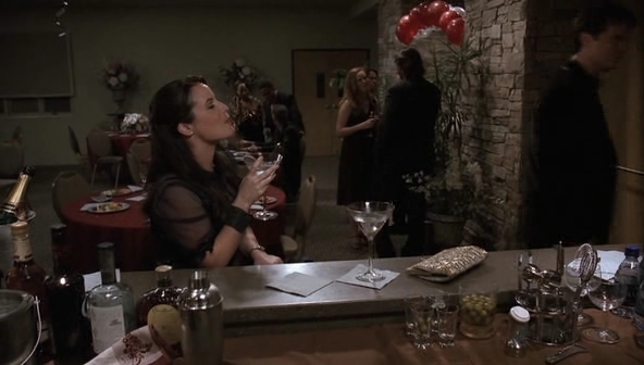 Charmed-Online-dot-net_PointOfEntry1870.jpg