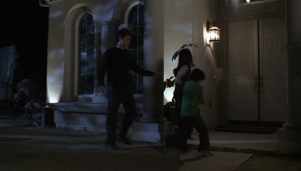 Charmed-Online-dot-net_PointOfEntry4414.jpg Charmed-Online-dot-net_PointOfEntry4414.jpg