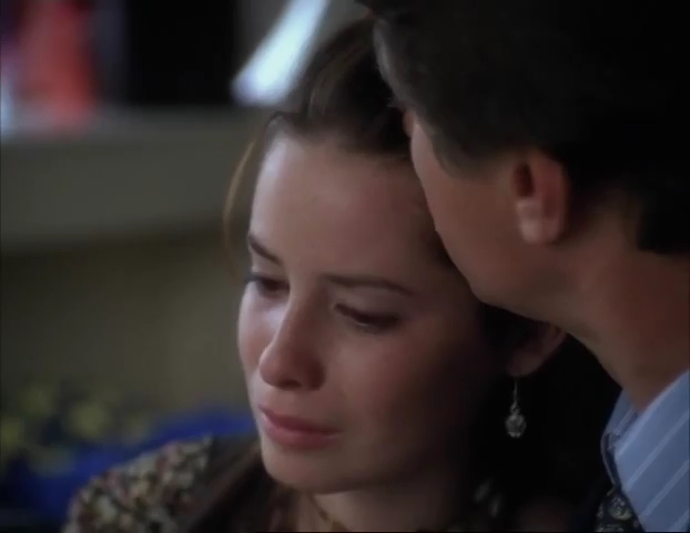 Charmed-Online-dot-net_APerfectStranger1519.jpg Charmed-Online-dot-net_APerfectStranger1519.jpg