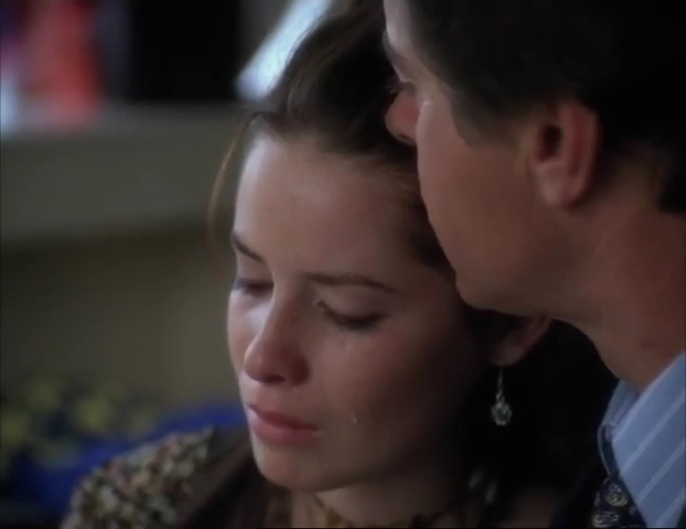 Charmed-Online-dot-net_APerfectStranger1524.jpg