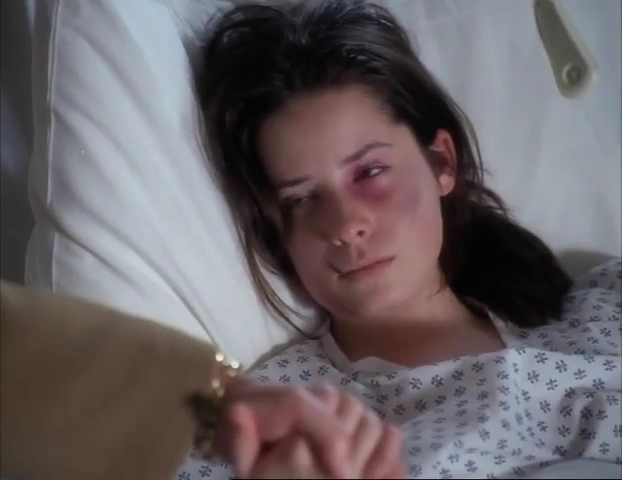 Charmed-Online-dot-net_APerfectStranger2359.jpg
