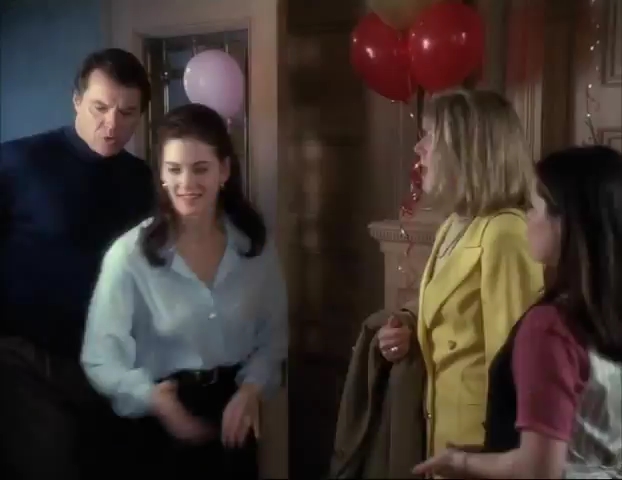 Charmed-Online-dot-net_APerfectStranger3238.jpg