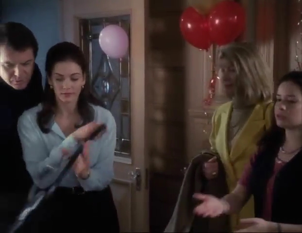 Charmed-Online-dot-net_APerfectStranger3239.jpg