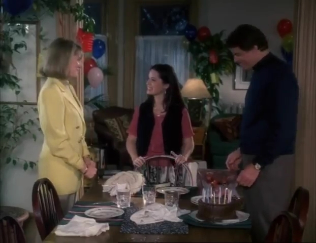 Charmed-Online-dot-net_APerfectStranger3396.jpg