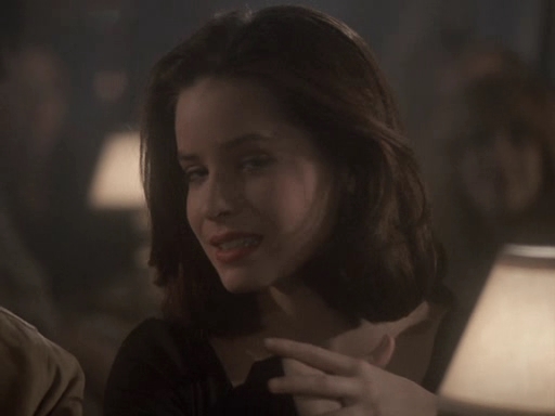 Charmed-Online_dot_nl-PicketFences1x01-2456.jpg