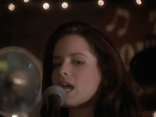 Charmed-Online_dot_nl-PicketFences1x01-3614.jpg