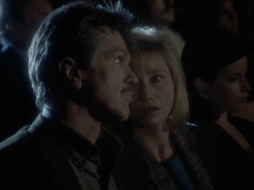 Charmed-Online_dot_nl-PicketFences1x01-4352.jpg