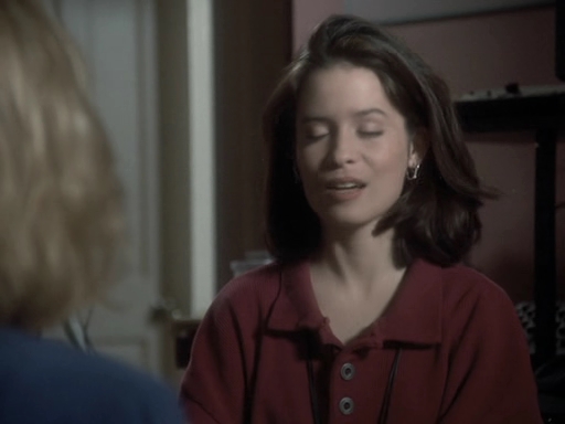 Charmed-Online_dot_nl-PicketFences1x01-5278.jpg