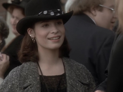 Charmed-Online_dot_nl-PicketFences1x01-3064.jpg