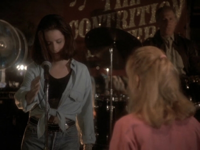 Charmed-Online_dot_nl-PicketFences1x01-3653.jpg