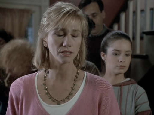 Charmed-Online_dot_nl-PicketFences1x02-1073.jpg