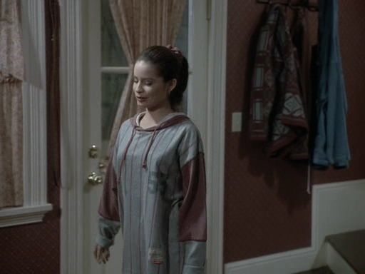 Charmed-Online_dot_nl-PicketFences1x02-1144.jpg