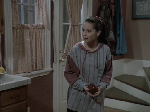 Charmed-Online_dot_nl-PicketFences1x02-1164.jpg