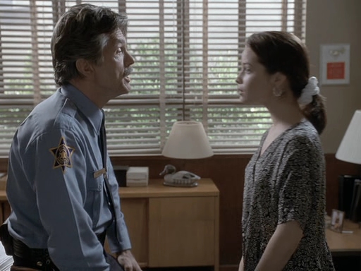Charmed-Online_dot_nl-PicketFences1x02-1548.jpg