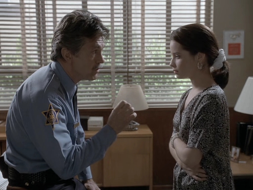 Charmed-Online_dot_nl-PicketFences1x02-1553.jpg Charmed-Online_dot_nl-PicketFences1x02-1553.jpg